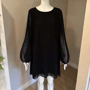 Aritzia Daydreamer mini dress.